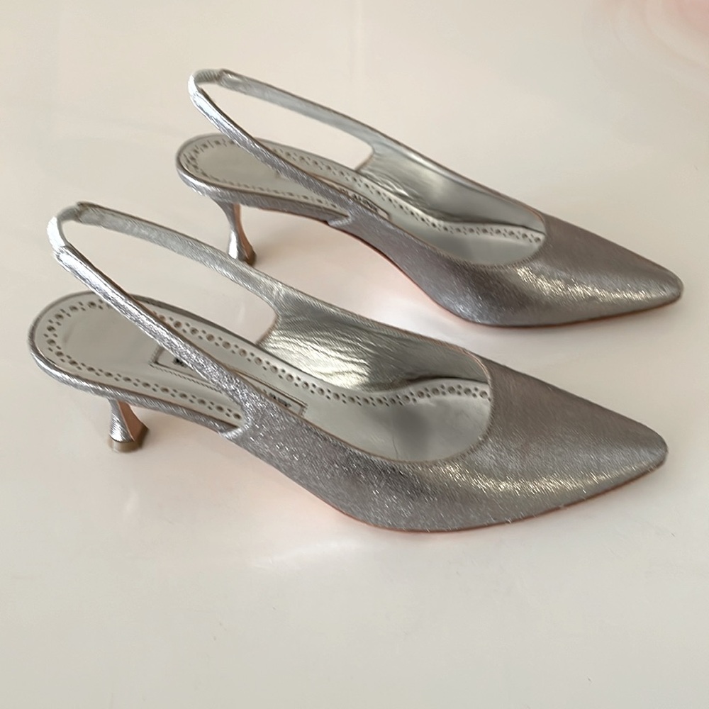 Manolo Blahnik Metallic Silver Coated Fabric Kitten Heels